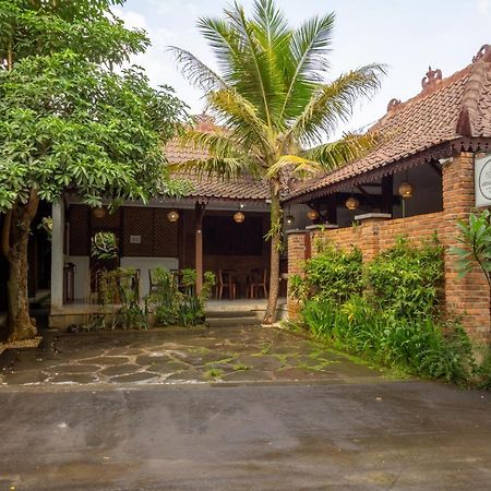 OYO 2068 Abhaya Mudra Homestay Magelang Luaran gambar