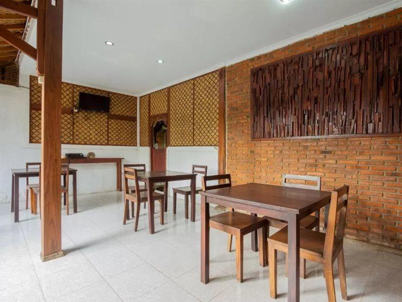 OYO 2068 Abhaya Mudra Homestay Magelang Luaran gambar