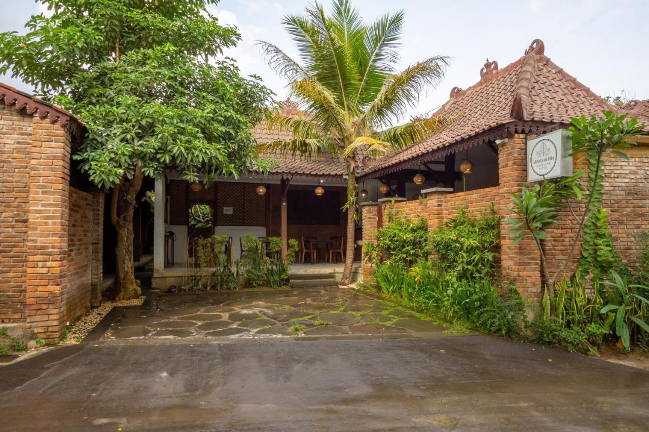 OYO 2068 Abhaya Mudra Homestay Magelang Luaran gambar